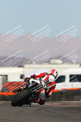 media/Oct-08-2022-SoCal Trackdays (Sat) [[1fc3beec89]]/Turn 16 (125pm)/